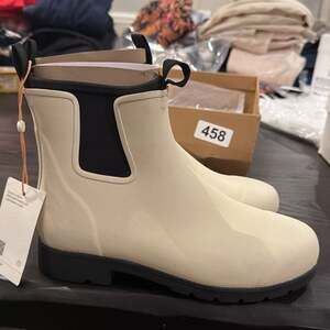 Quince Rubber Waterproof Ankle Rain Boot Women's Size 9 Stone Beige NEW FAST